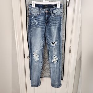 Judy Blue Bleach Splattered Distressed Boyfriend Jeans